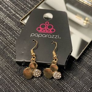 6/$20 Paparazzi Accessories Textured Gold Tone Rhinestone Circle Earrings New